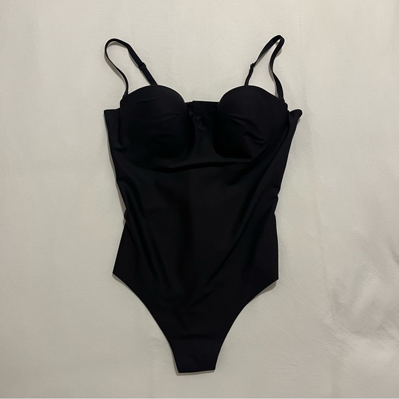 Skims Body Underwire Thong Bodysuit - Picture 2 of 4